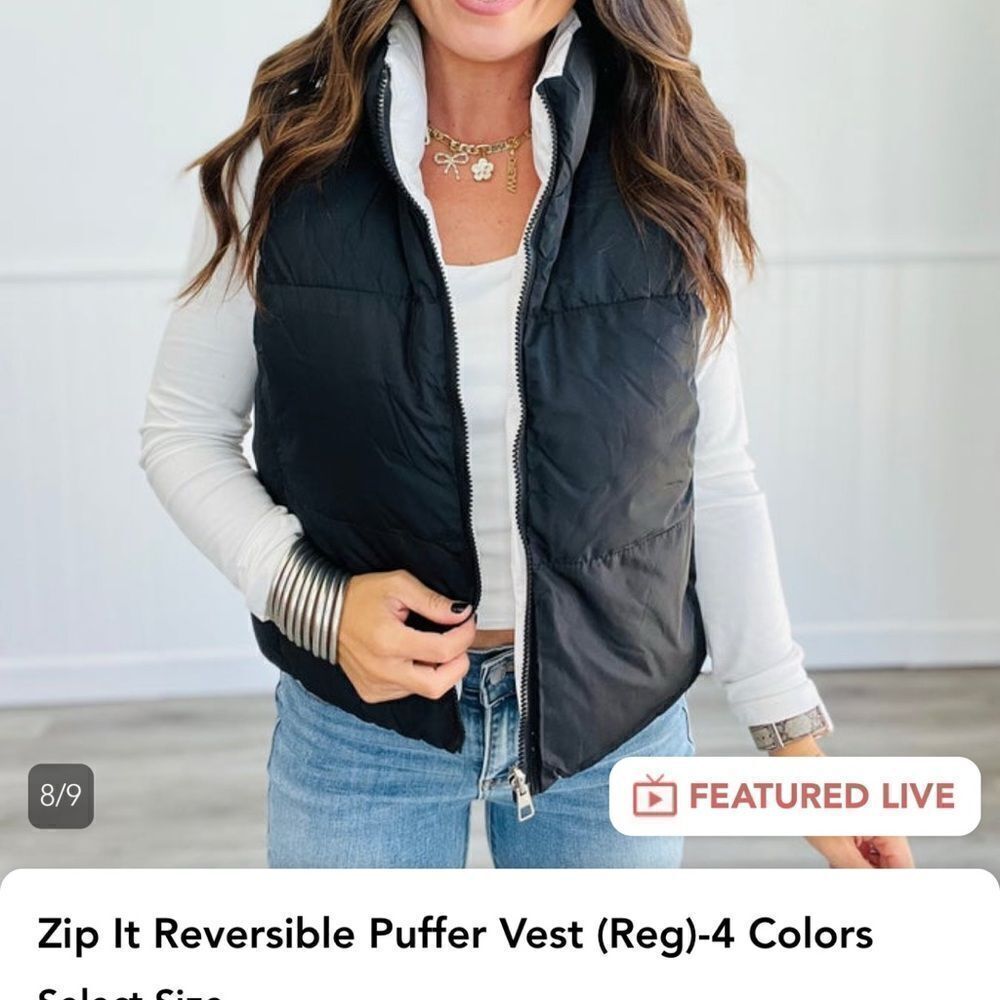 Black / white reversible vest! So soft! NWT